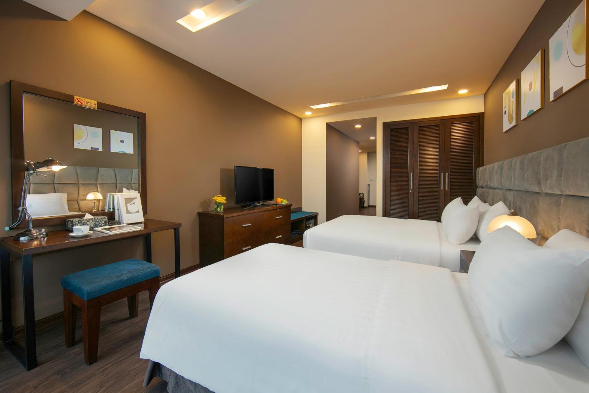 Blubiz Hotel Hanoi Exterior foto
