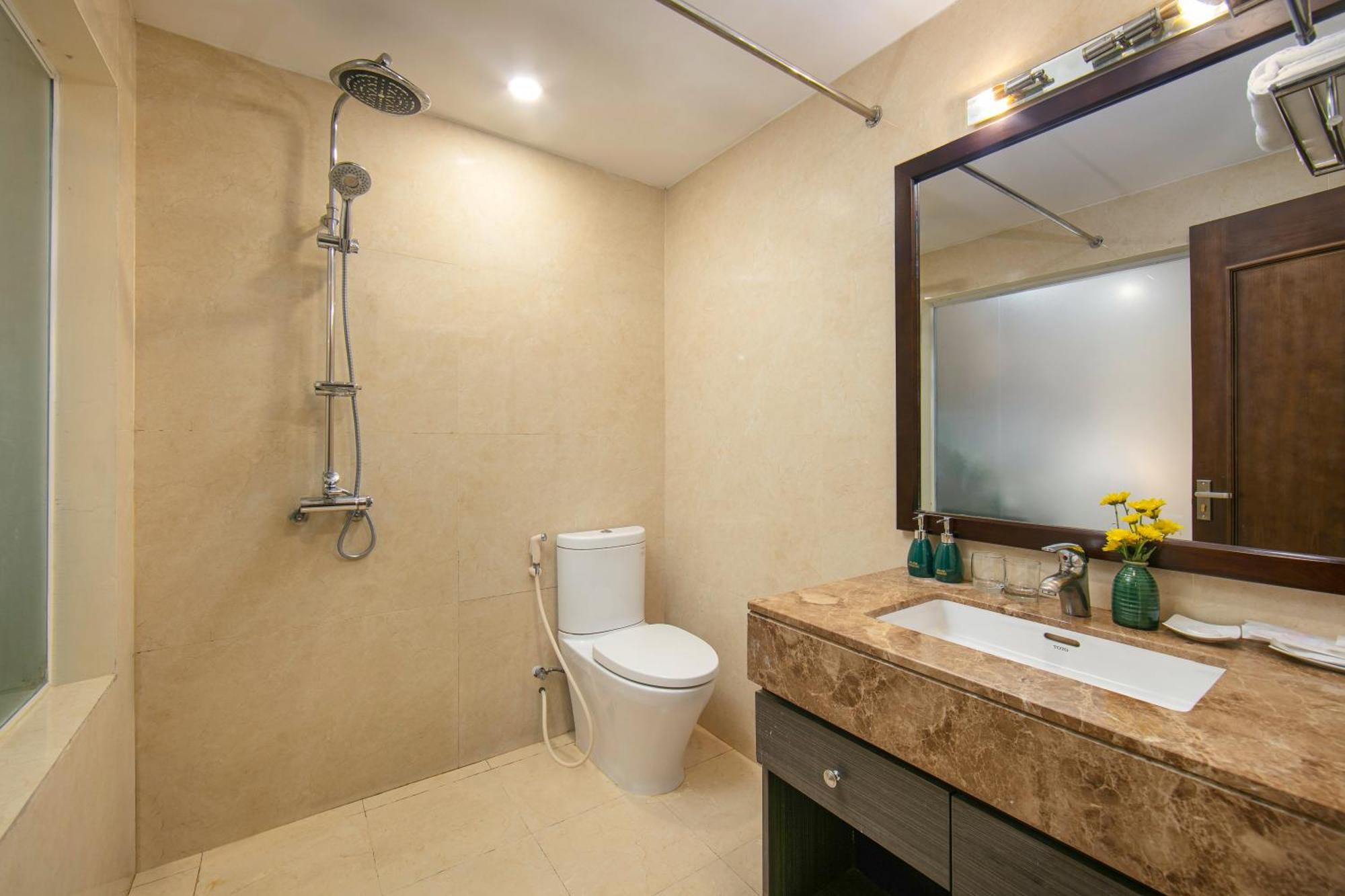 Blubiz Hotel Hanoi Exterior foto