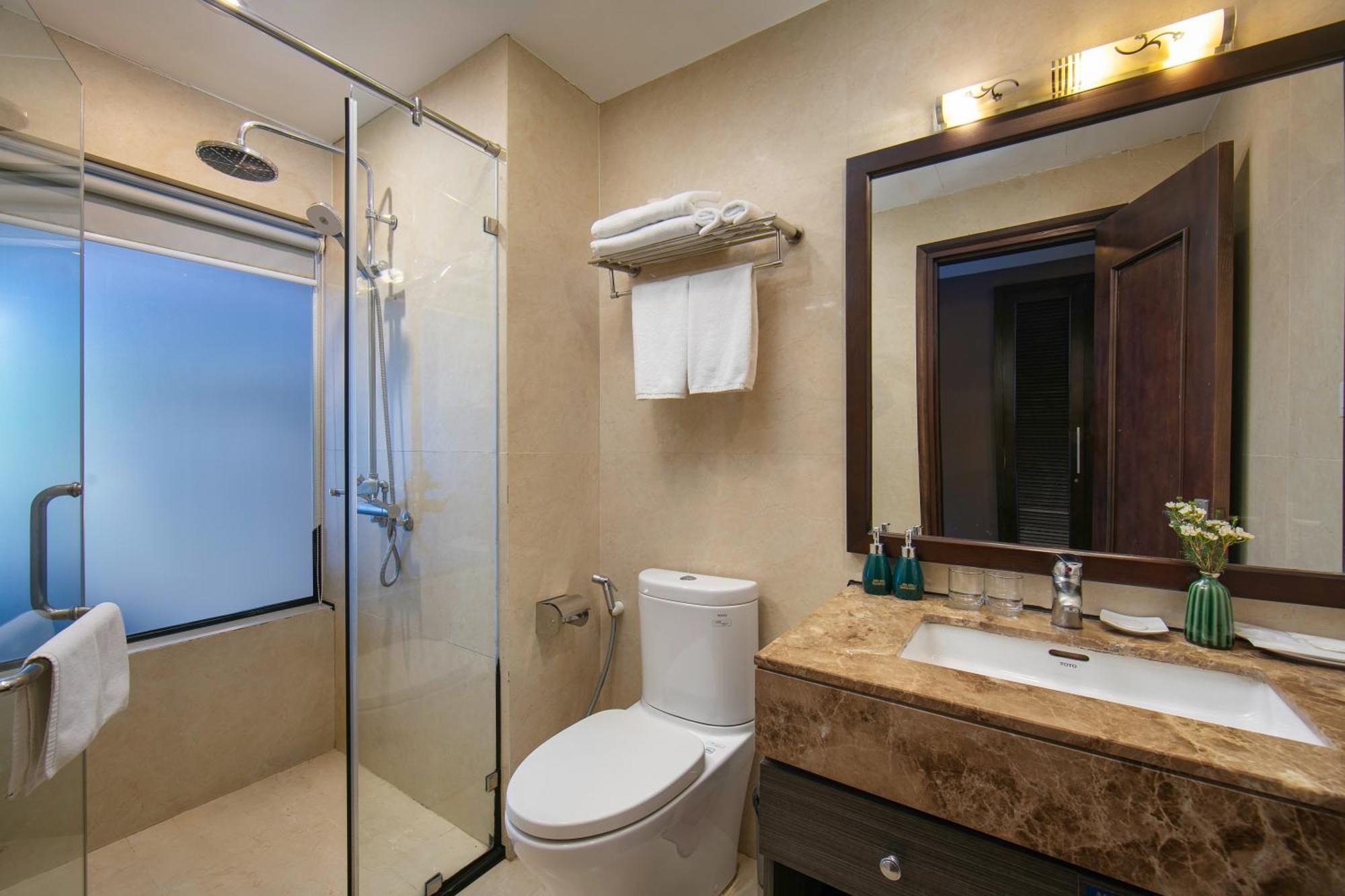 Blubiz Hotel Hanoi Exterior foto