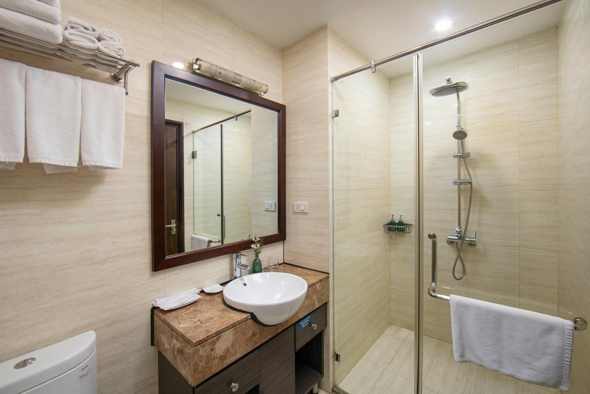 Blubiz Hotel Hanoi Exterior foto